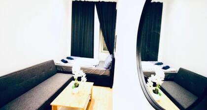 Cozy 5BR Apt 10min Walk to Augarten