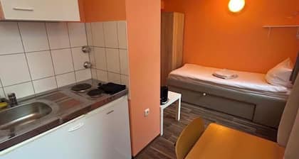 2-Rent Group Hostel Apartments SEN14