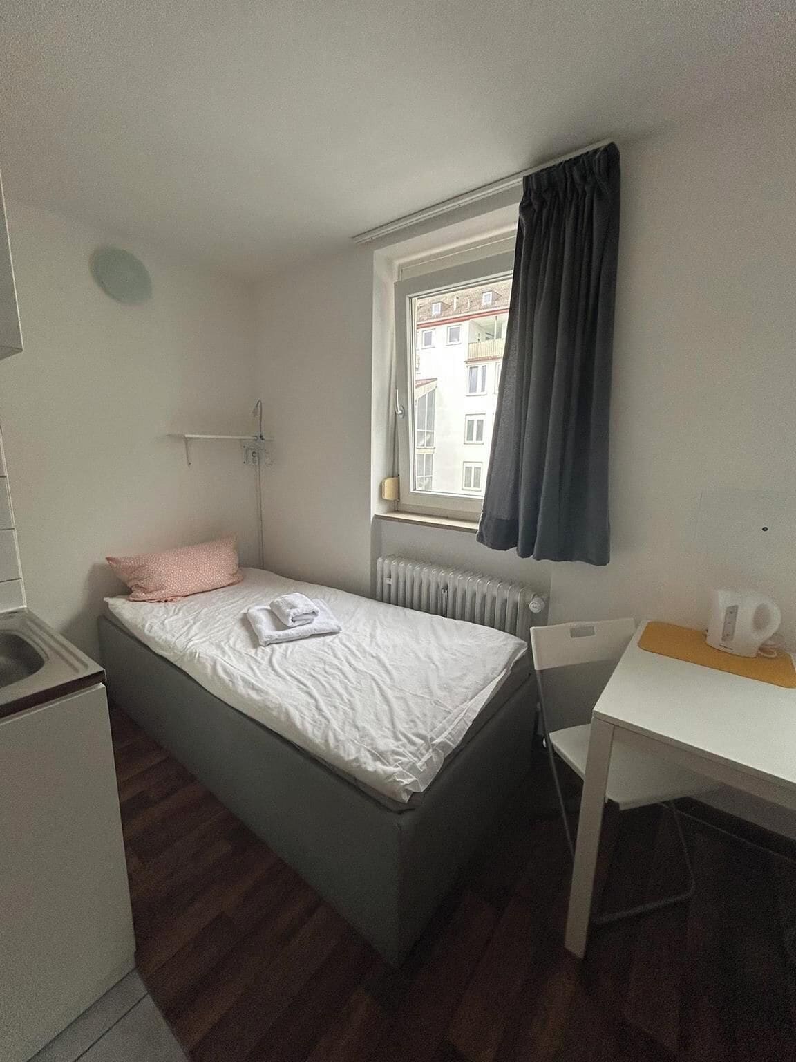 Twin Room | Bathroom | Shower, towels, soap, toilet paper