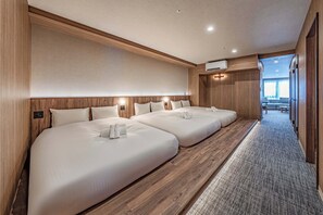 Deluxe Suite, 3 Bedrooms, Non Smoking