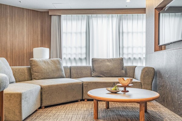 Deluxe Suite, 3 Bedrooms, Non Smoking