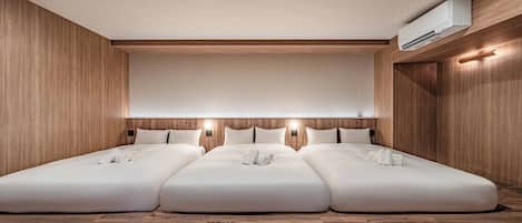 Deluxe Suite, 3 Bedrooms, Non Smoking | Free WiFi