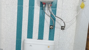 Quarto luxo | Banheiro