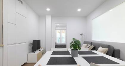 Apartment 'Ría De San Cosme Candida' with Mountain View, Shared Garden and Air Conditioning