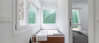 Apartment 'Ría San Cosme Aurora' with Mountain View, Shared Garden and Air Conditioning