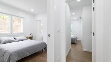 2 habitaciones, tabla de planchar con plancha, wifi y ropa de cama