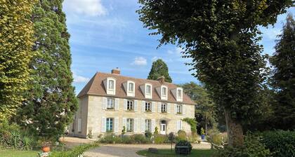 The Gîte du Manoir in the park in the center of the village