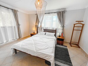 4 slaapkamers, een strijkplank/strijkijzer, wifi, beddengoed