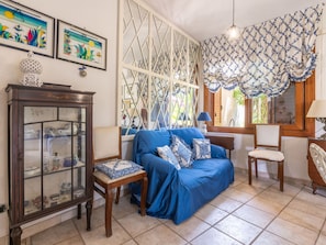 TV - Villa Al Mare by Interhome (Margine Rosso)