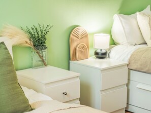 2 Schlafzimmer, Schreibtisch, Internetzugang
