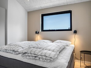 5 bedrooms, Internet