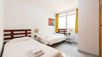 3 bedrooms, iron/ironing board