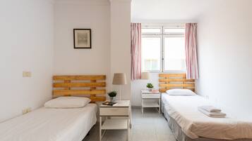 House | 3 bedrooms, iron/ironing board