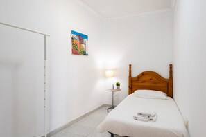 3 bedrooms, iron/ironing board