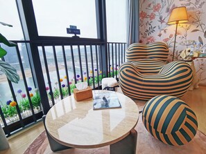 Appartement Design, vue fleuve | Vue de la chambre