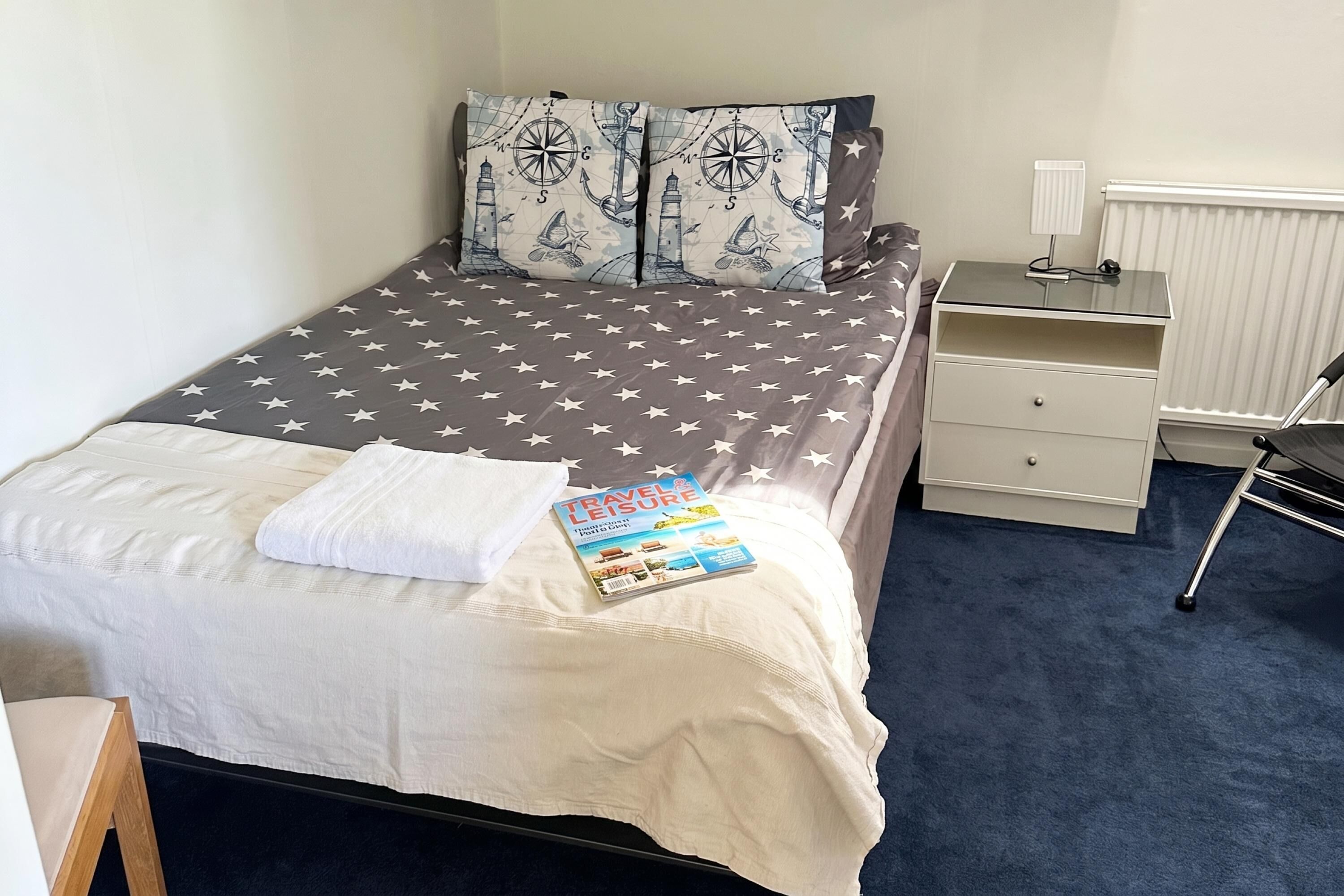 Family Apartment, Multiple Bedrooms, Mountainside (Scenic By The Sea Patterdale) | 3 bedrooms, laptop workspace, iron/ironing board, free WiFi