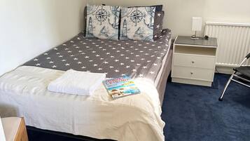 Family Apartment, Multiple Bedrooms, Mountainside (Scenic By The Sea Patterdale) | 3 bedrooms, laptop workspace, iron/ironing board, free WiFi