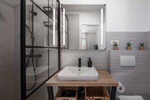 Bathroom - Desamani 975 Apartments (Kostrena)