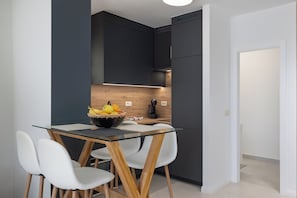 Appartement Familial, 1 chambre (Modern Seaview Apartman 4 Desamani) | Salle à manger