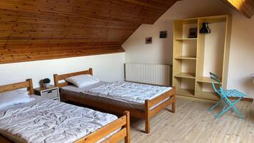 10 soveværelser, weekendseng, gratis Wi-Fi