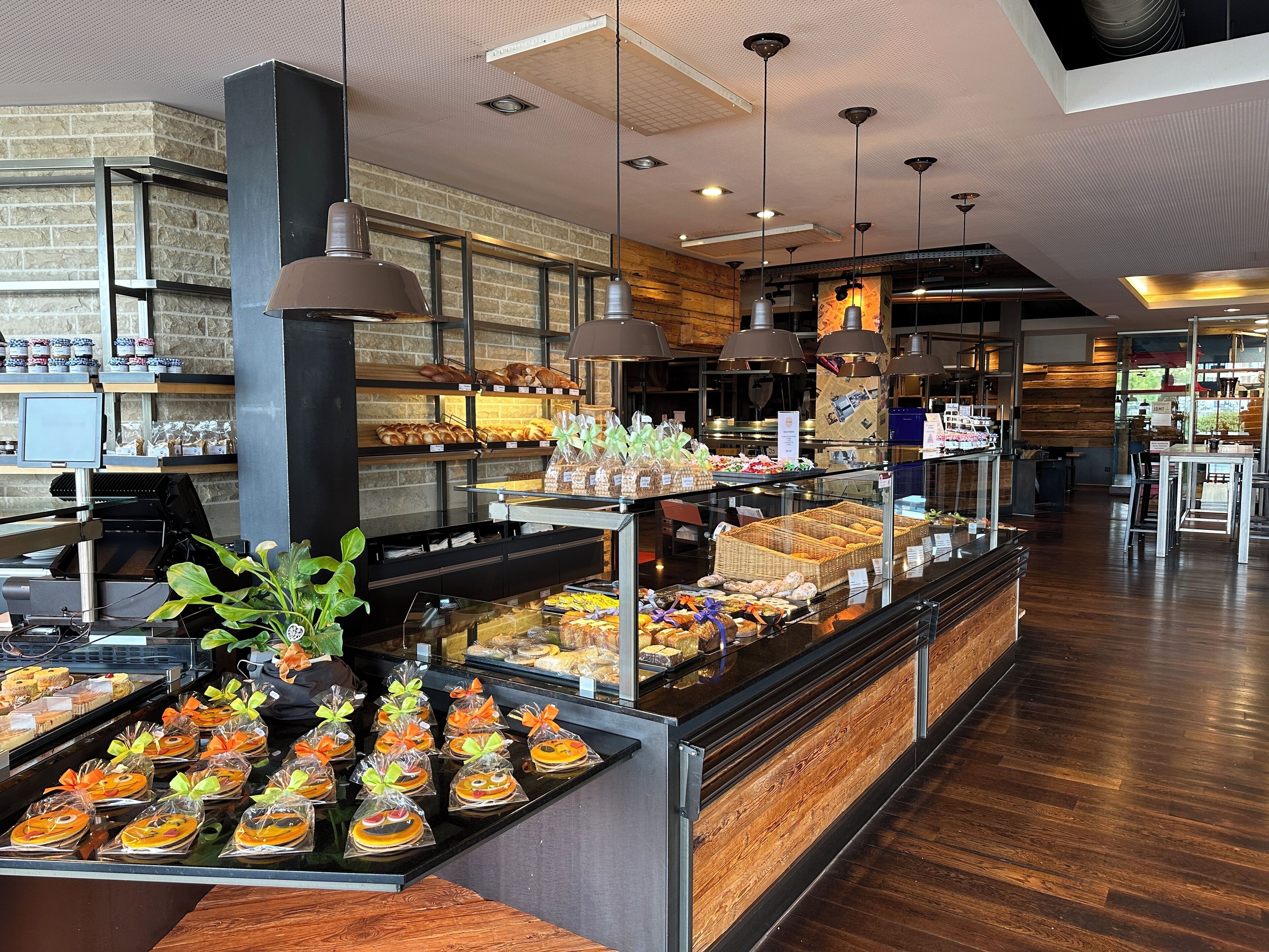 Petit déjeuner à emporter (9.90 CHF par personne)