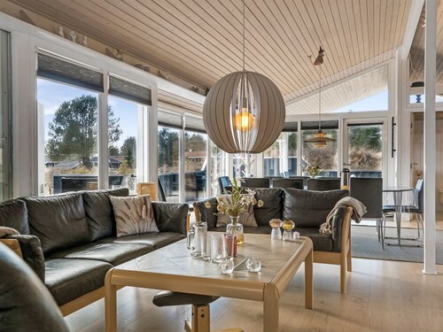 "Greta" - 2.5km from the sea by Interhome