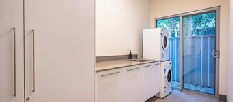 Leeuwin house – Pet, Beachside & Chef Kitchen