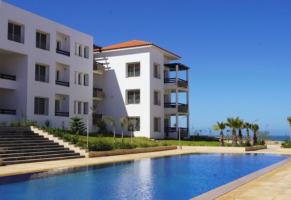Pool - Elegant apartment for rent in El Mansouria. (El Mansouria)