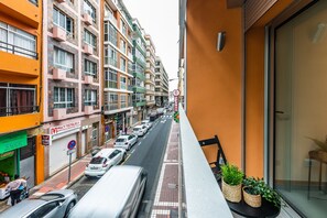 House | Property grounds - House in Las Palmas Near Playa de Las Canteras (Las Palmas de Gran Canaria)