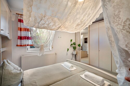 Ferienwohnung 'Gemütliche Bei Dresden' mit Gemeinschaftsgarten und Wi-Fi