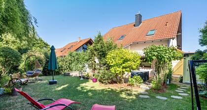 Apartment 'Gemütliche Bei Dresden' with Shared Garden and Wi-Fi