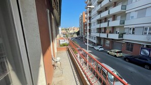 Front of property - Cleo Calla (Ancona)