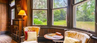 Rostherne House | Old-Worldly Estate, 8 Bedroom, 2 Bathroom, Fireplaces, Bath, Ping-Pong, Pets, Accessible