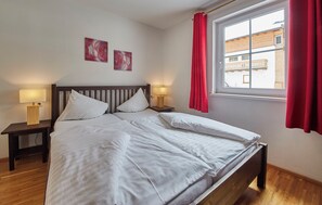 Laptop workspace, free WiFi, bed sheets - Apartment Iglsberg Top 10 (Saalbach)