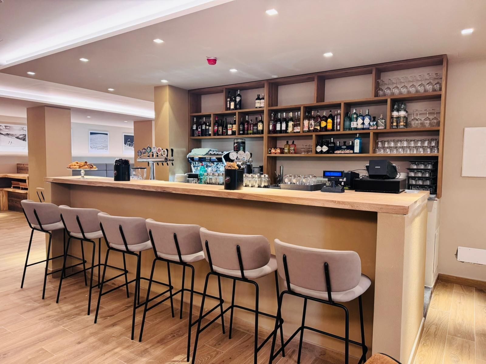 Petit déjeuner continental compris tous les jours