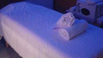 Sauna, Massageanwendungen