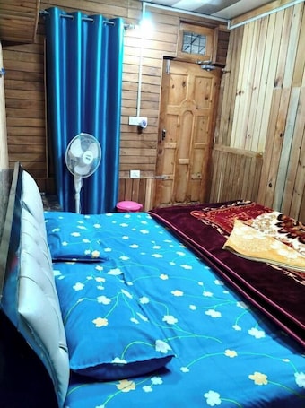 Chambre Double Classique, vue montagne | Wi-Fi gratuit