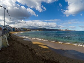 Apartment | Exterior - Studio by Playa de Las Canteras Beach (Las Palmas de Gran Canaria)