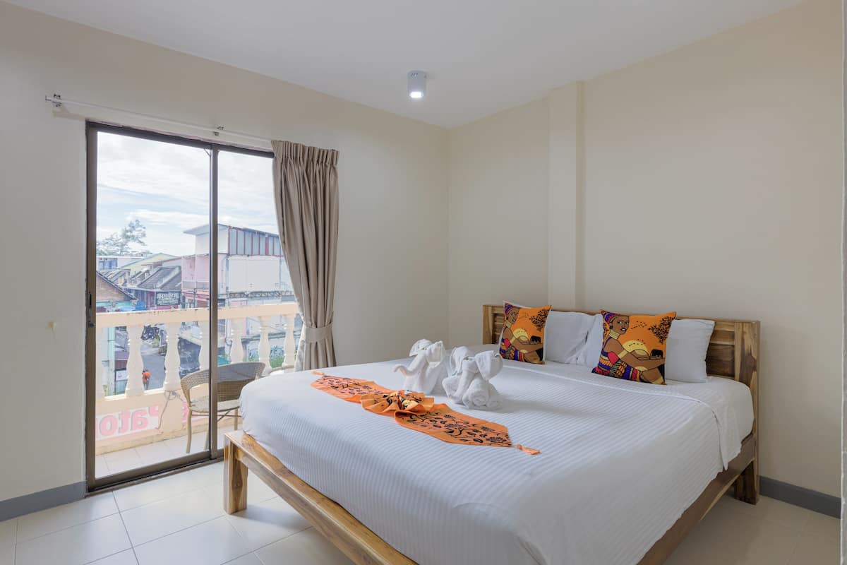 Superior Double Room, Balcony, City View