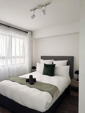 1 camera, ferro/asse da stiro, Wi-Fi, lenzuola