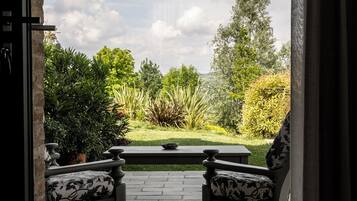 Family Room | Terrace/patio