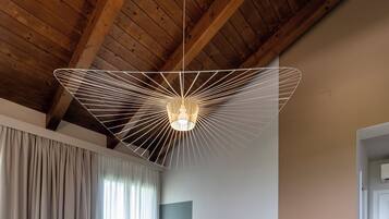 Superior Room | Free cribs/infant beds, free WiFi, bed sheets