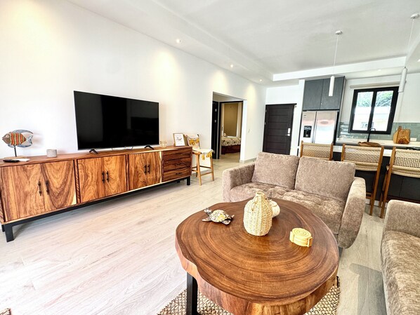 Smart TV, offices