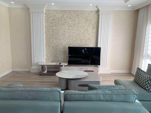 39 Central Comfort 2 Bedroom Apartment