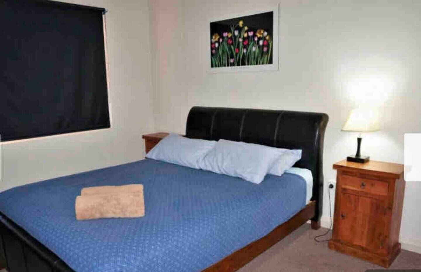 3 bedrooms, iron/ironing board, bed sheets