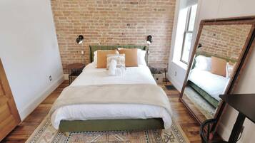 3 bedrooms, iron/ironing board, travel crib, WiFi