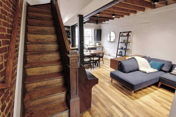 TV, offices