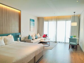 Studio, Beach View | In-room safe, blackout drapes, iron/ironing board, WiFi - Alacarte Ha Long - Ha Apartment (Ha Long)