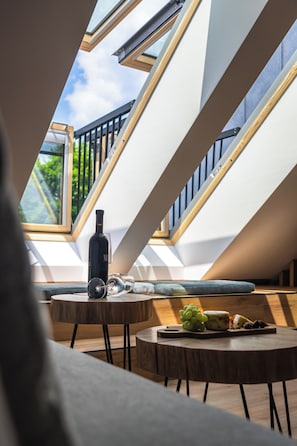 2 bedroom apartment with panoramic balcony | Spiseområde på rommet