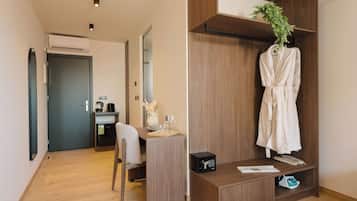 Chambre Double Supérieure | Coffres-forts dans les chambres, bureau, fer et planche à repasser